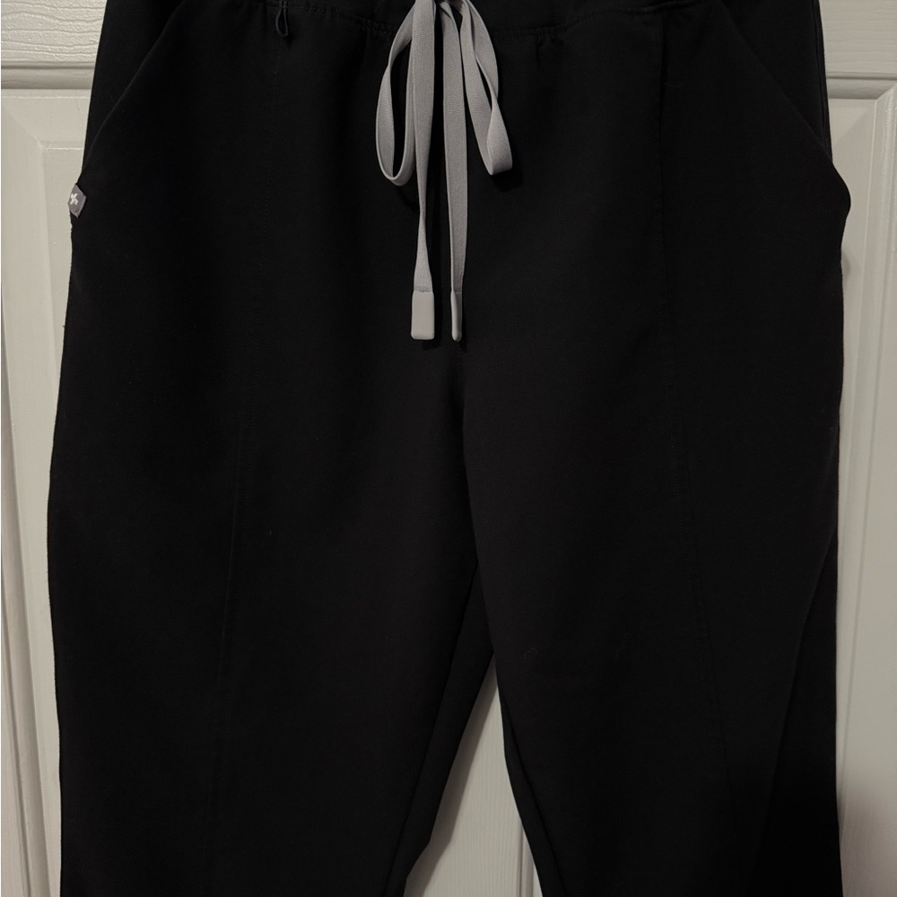 Figs Black Scrub Pants